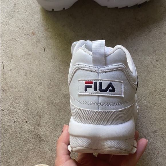 Fila shoes - Picture 3 of 4